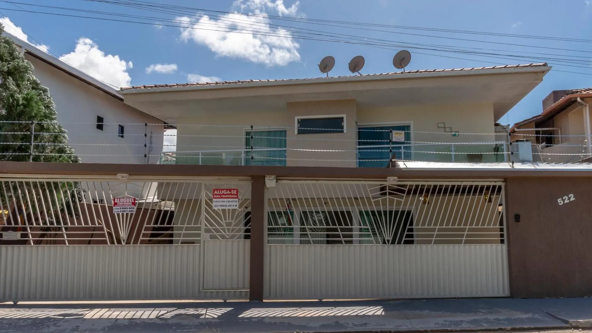 500M Praia Taperapuan; 2 Quartos; Terreo; Wifi 300Mbs; Churrasqueira; Estacionamento Gratuito 1 Carro Brazilië