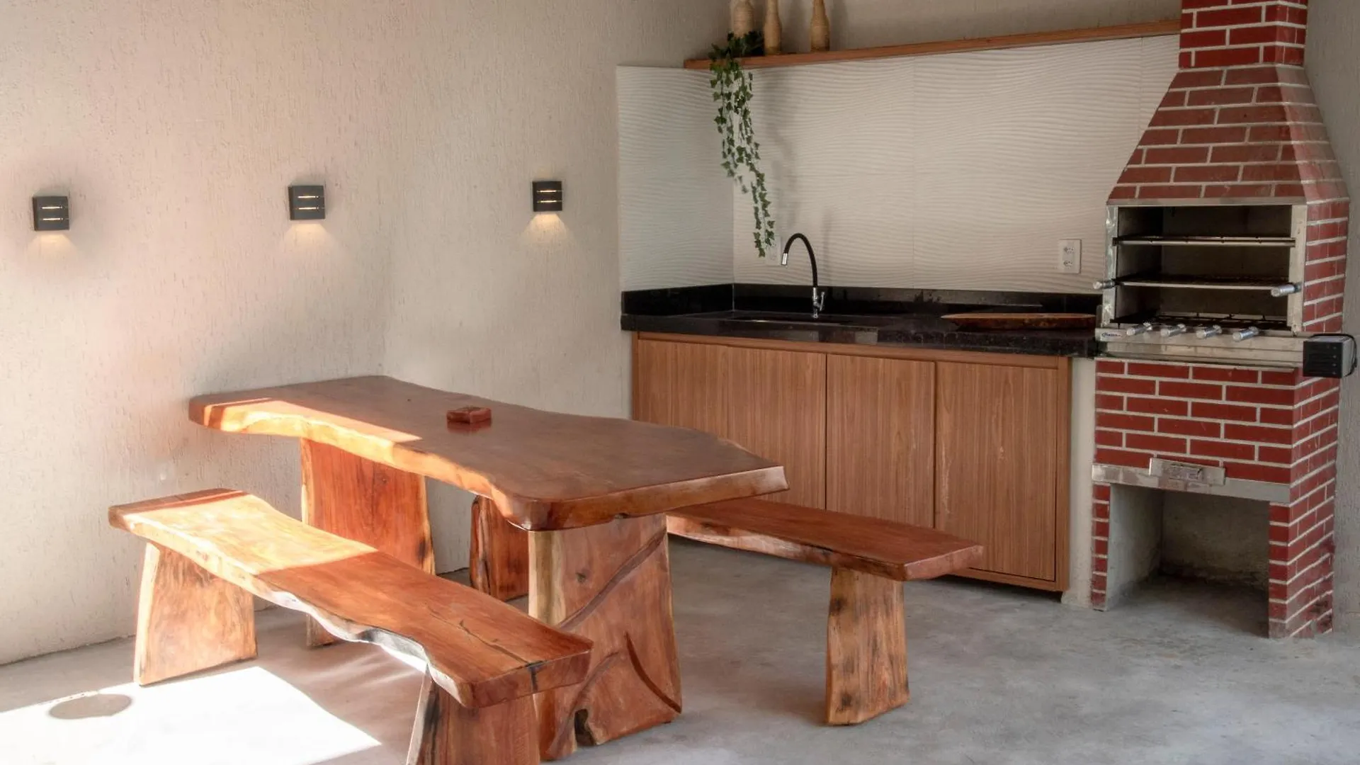 Vakantiehuis 500M Praia Taperapuan; 2 Quartos; Terreo; Wifi 300Mbs; Churrasqueira; Estacionamento Gratuito 1 Carro