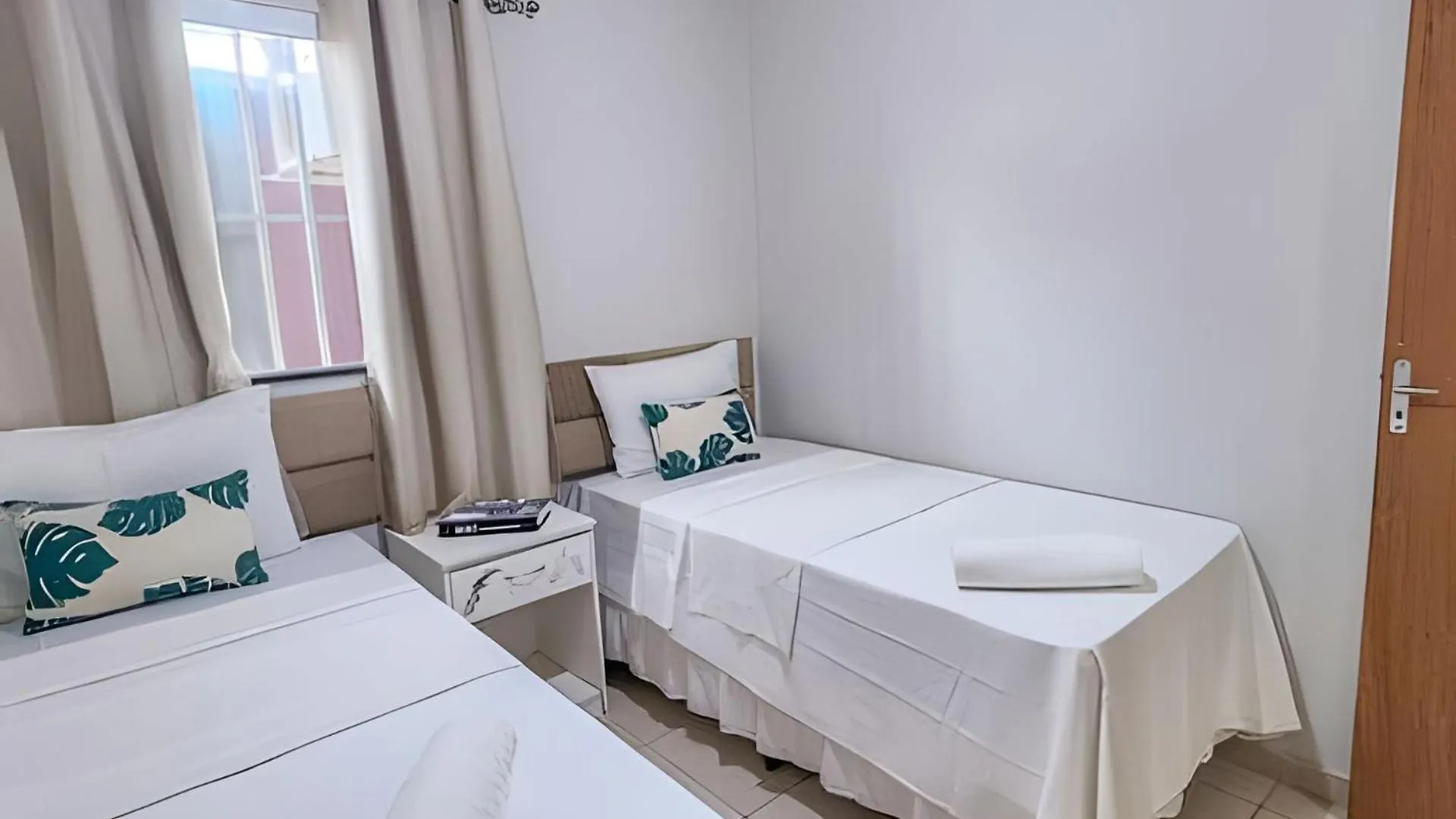 500M Praia Taperapuan; 2 Quartos; Terreo; Wifi 300Mbs; Churrasqueira; Estacionamento Gratuito 1 Carro Porto Seguro